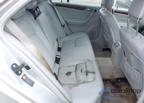 2003 Mercedes-Benz C 240 from USA, damaged, VIN WDBRF61J53F335285